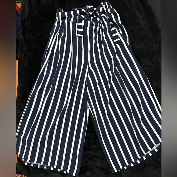 Forever 21 Pant - Picture 1 of 2